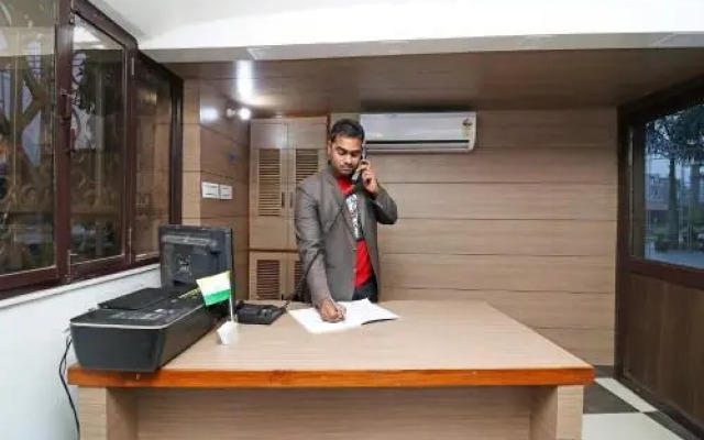 Gomti Resorts By OYO Rooms