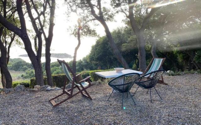 Secluded Seaside Villa w Garden Sea-sunset View