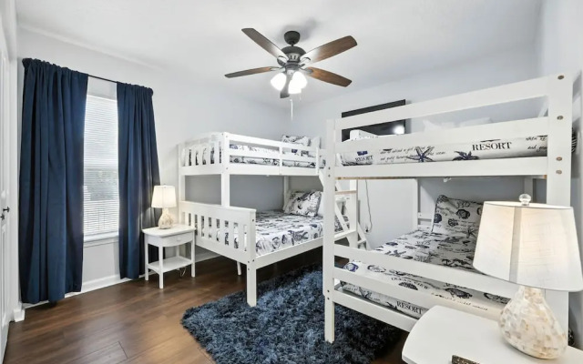 Salty Tradewind Retreat - 14ppl!