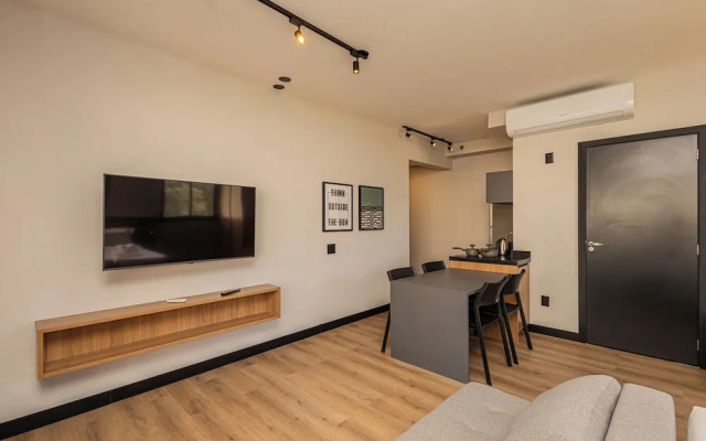 Sky Design Alphaville Housi by Anora