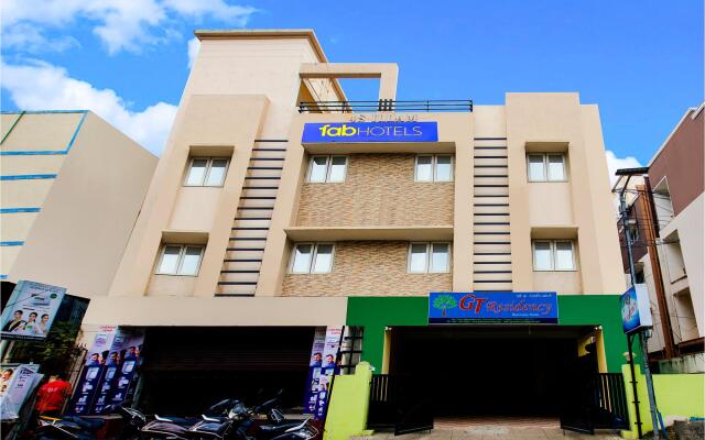 FabHotel Green Tree Residency