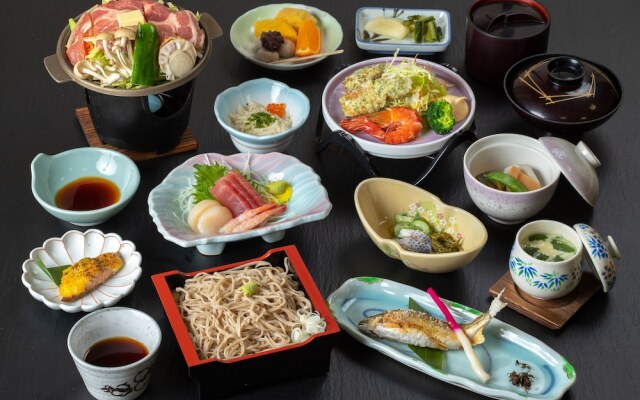 Shima Onsen Kotobukiya Ryokan