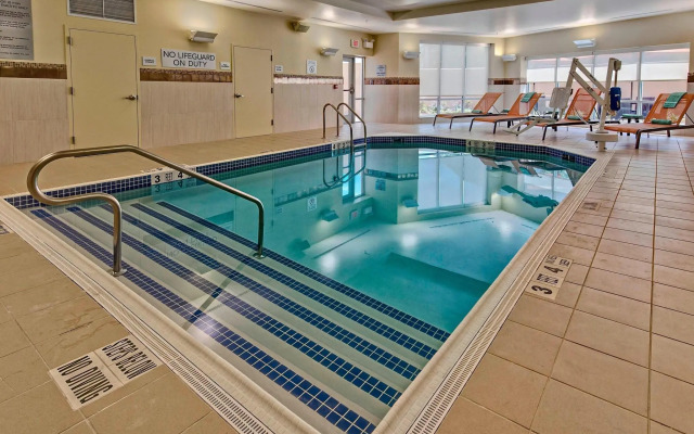 Courtyard Westbury Long Island