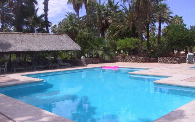 Hotel Oasis