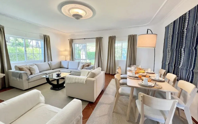Vilamoura White House Villa by Homing