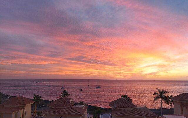 Villa Tenerife Sur Los Cristianos Sea Front - Free Bicycles
