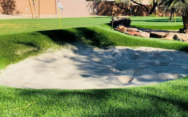 Resort-like w/ Tennis, Bocci, Golf & Games Galore!