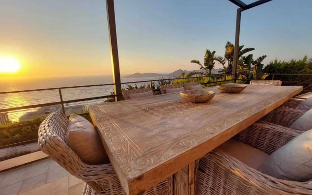 Yalikavaks Finest Mansion