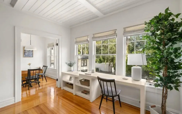 The Adaline 7 Luxury Hyde Park Apt