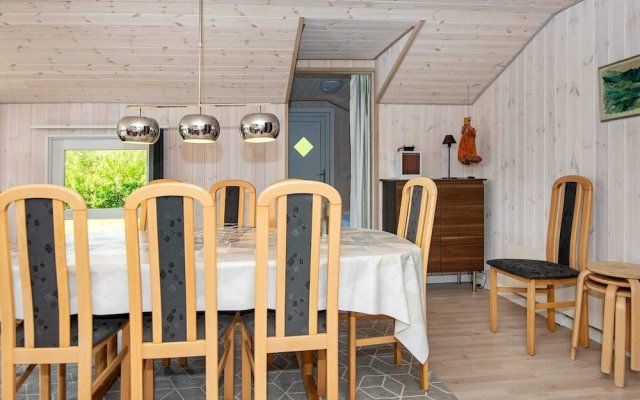 8 Person Holiday Home in Hejls
