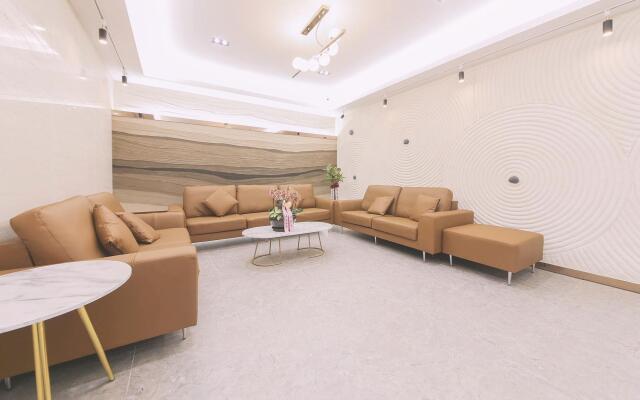 Ariel Hotel