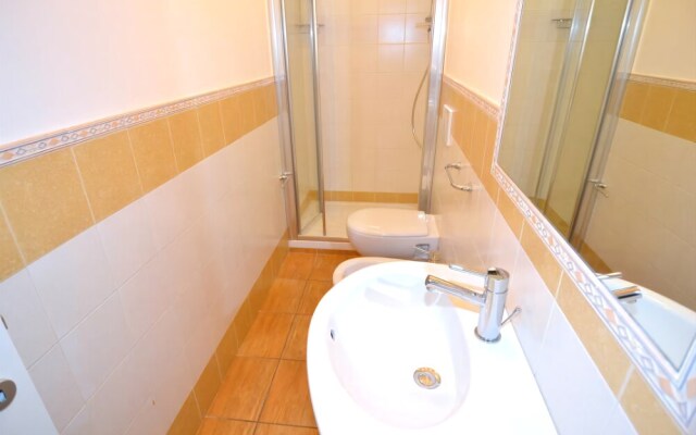 Villa Panama Apartments