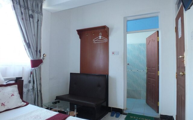 Alcazar  Hotel