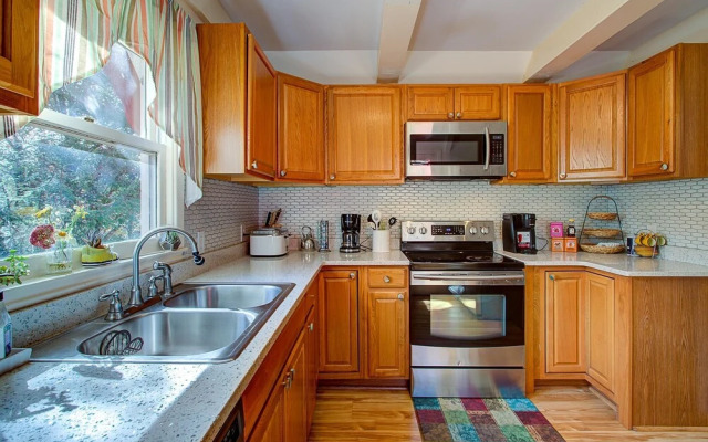 VCI - Tundra Swan Chalet