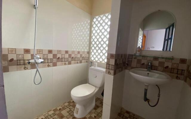 Nhà Tím Homestay
