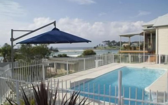 Anglesea Lodge