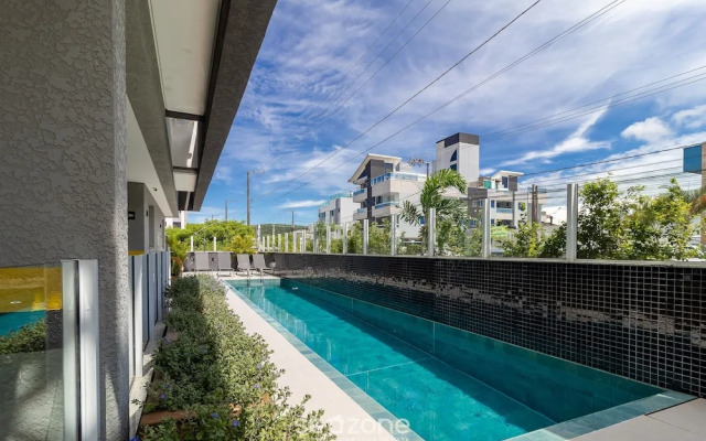 Modern apt With Pool and hot Tub! Rhl0305