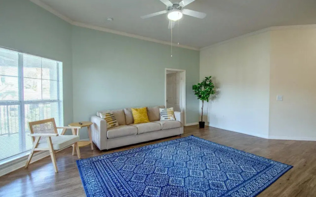 Amazing location, amazing amenities