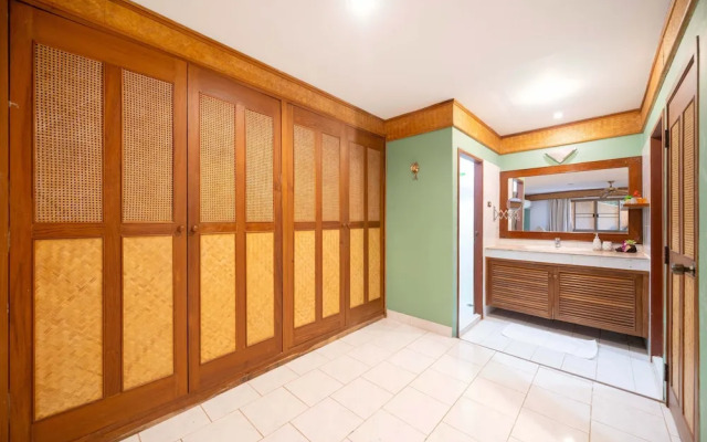Bougainvillea 3BR Apartment 216 in Kata