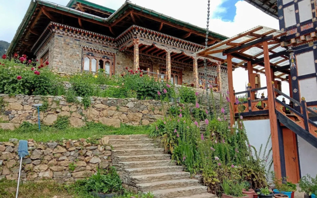 Phuntsho Chholing Lodge