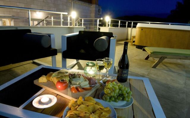 Captain's Villa Sokol