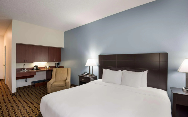 SureStay Plus Hotel by Best Western Coralville Iowa City