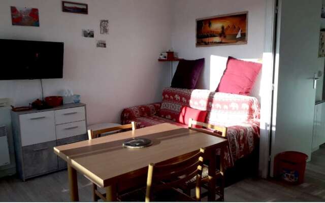 Apartment With 2 Bedrooms In Mandelieu La Napoule With Furnished Balcony 3 Km From The Beach