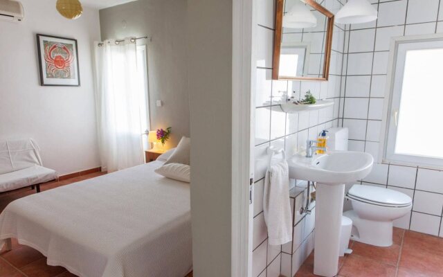 Cosmos Grand Hostal