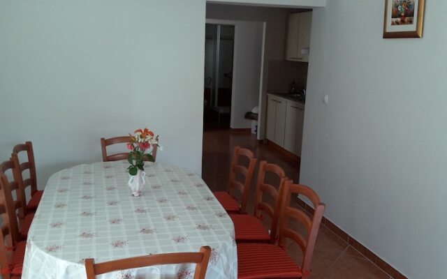 Apartments Metajna X