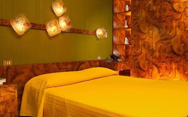 Hotel President