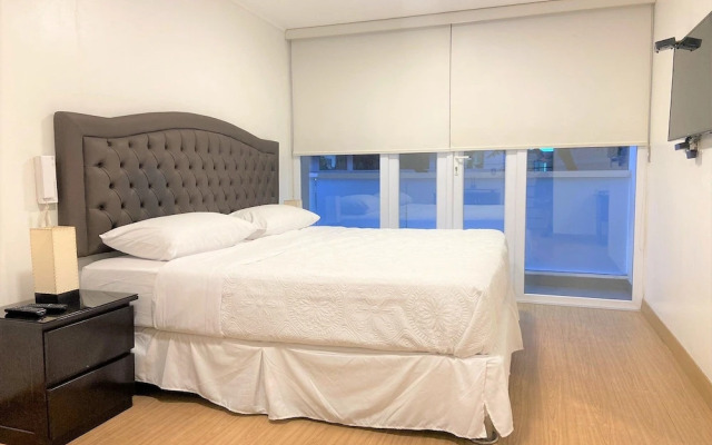 Redibuk - Luxury duplex 1BR Miraflores