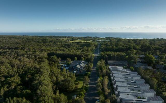 Byron Bay Accom - North Beach Houses 28 Bayshore Drive - No pool in studio