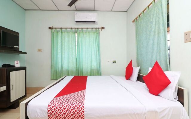 OYO 16101 Samrat Holiday Inn