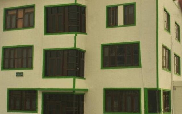 Hotel Green Chinar