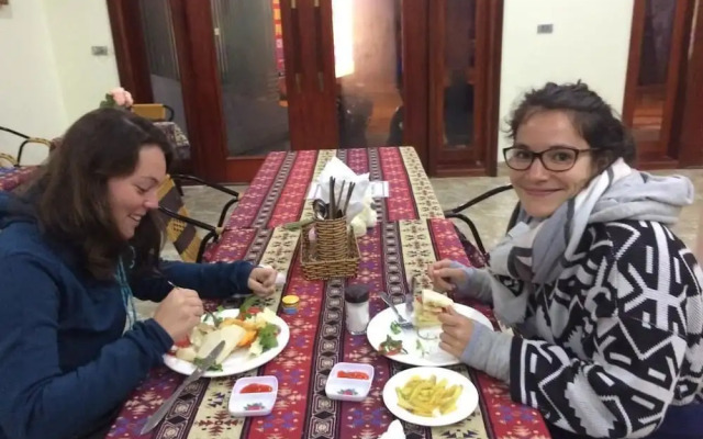 H'mong Home Mountain View