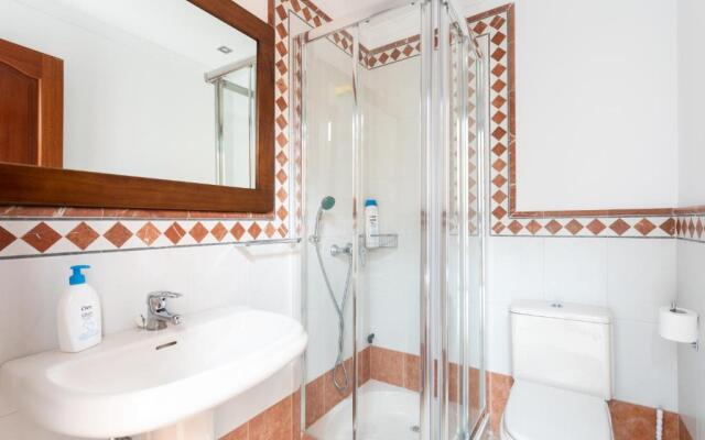 Rooms & Suites Balcony 3D