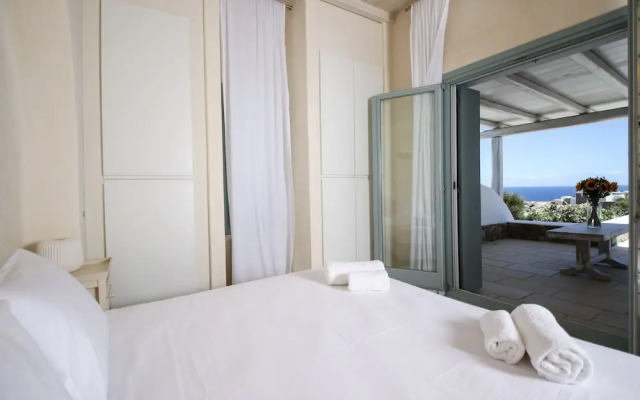 Bluewave Villa