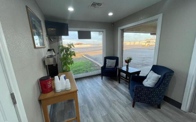 Regency Inn Hondo