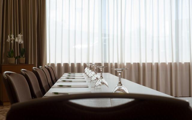 Holiday Inn Athens Attica Av. Airport West by IHG