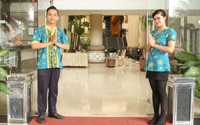 Airy Alun Alun Malang Aries Munandar 41