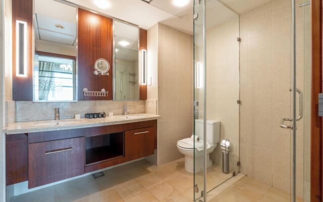 Lux BnB I Standpoint Tower I Opera View