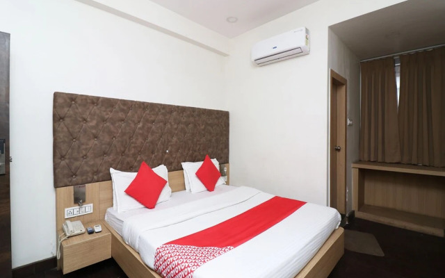 Oyo 22315 Hotel Rajdoot Gaurav