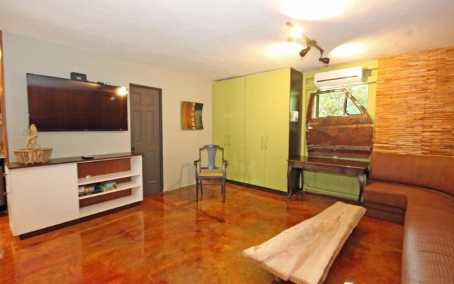 Lucky Goat House by RedAwning