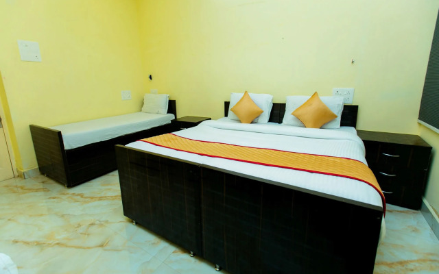 The ECR Grand Residency by OYO Rooms