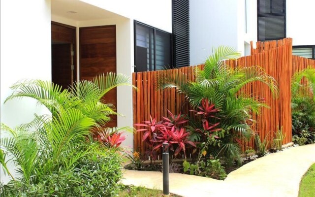 Sanctuary Home Private Pool by Olahola