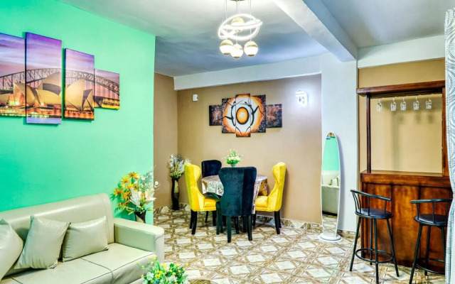 Beautiful- 1 Bedroom Apartment - Parking on site