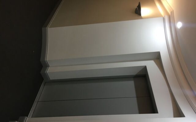 City Escape 2BD in Adelaides East End 3