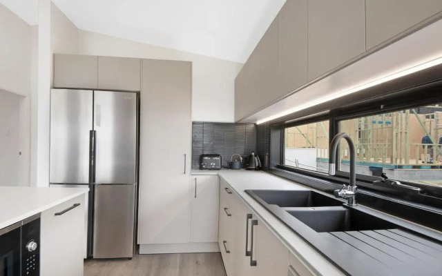 Black Diamond Retreat