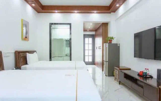 Jizhu Holiday Apartment (Menghai Mengbala Store)