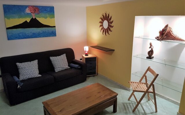 Sulle spalle della Regina